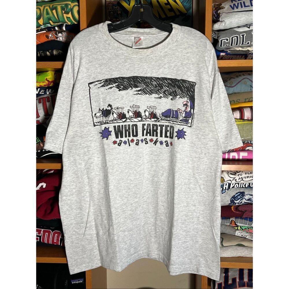 Vintage 90s Who Farted Dog Sled Alaska Holiday Tee